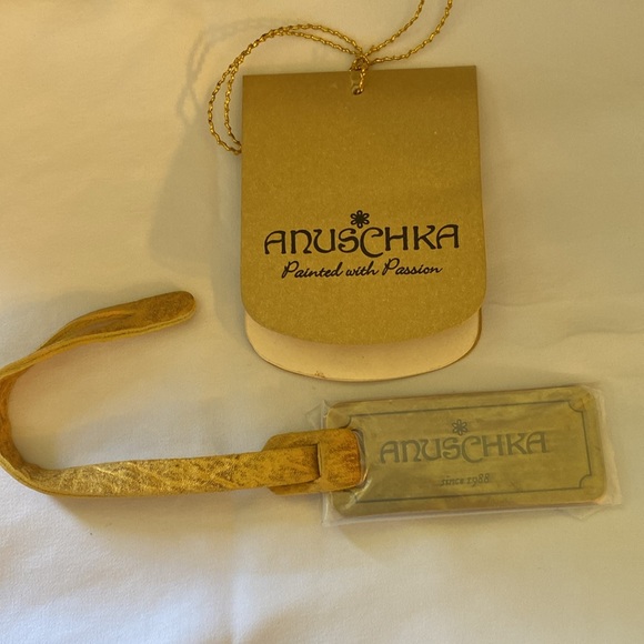 Anuschka Leather Bag Gently Used/Excellent Condition Adjustable Strap - Picture 14 of 16